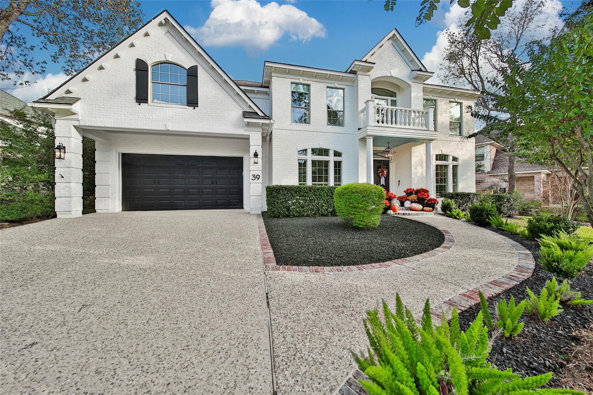 39 W Old Sterling Circle