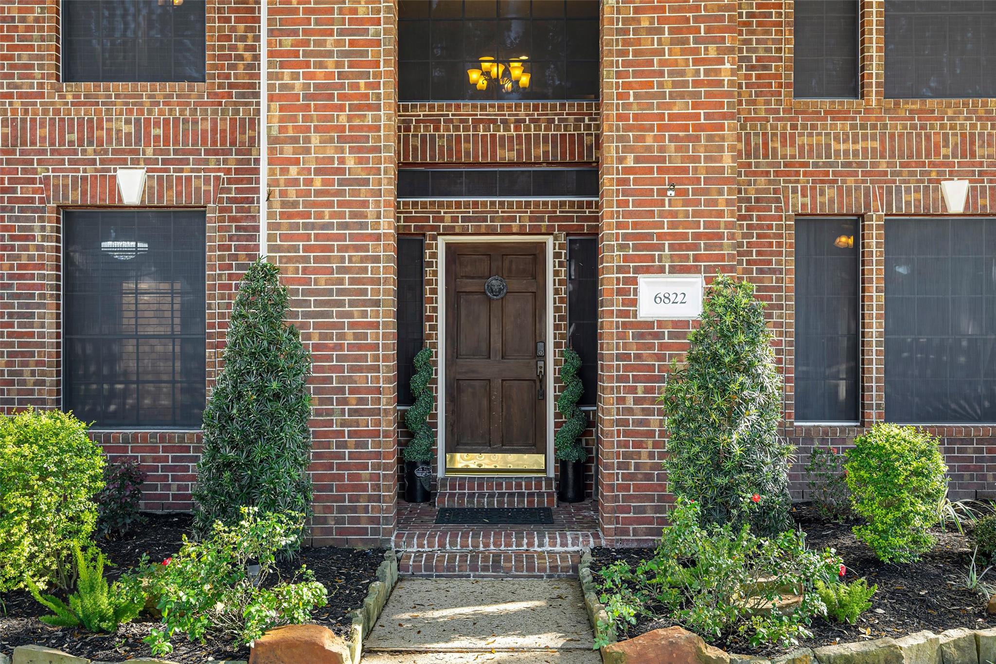 6822 Kemper Drive