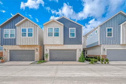 Photo of 9905 Brickhouse Drive, Houston, TX 77080 (MLS # 82332873)