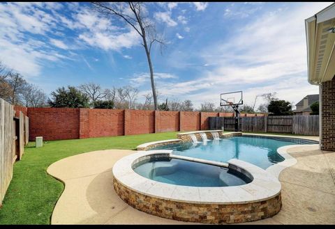 Photo of 5011 Anthony Springs Lane, Sugar Land, TX 77479 (MLS # 50767912)