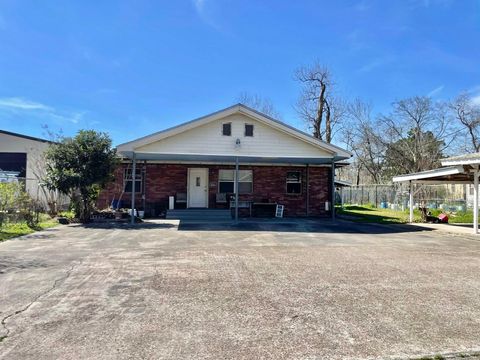 1825 Isom Street Houston TX 77039