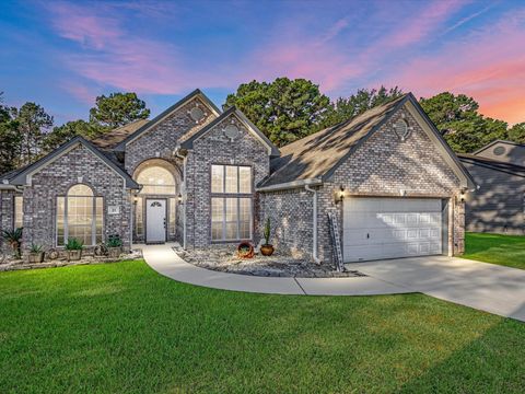 Photo of 31 Beaconsfield Drive, Magnolia, TX 77355 (MLS # 7253256)