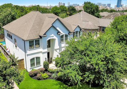 1113 Howard Ln – Investment Home