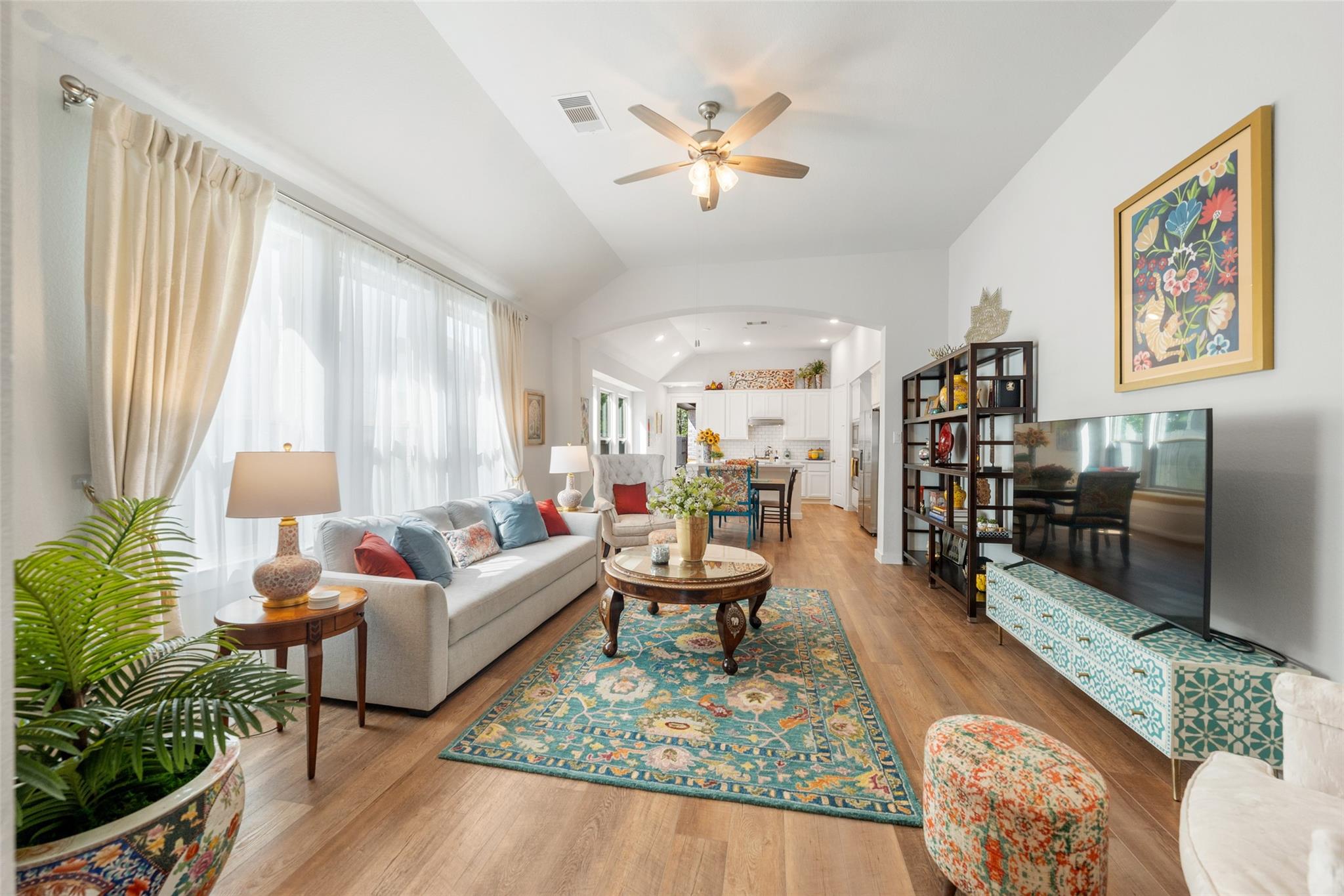 555 Chestnut Reef Court