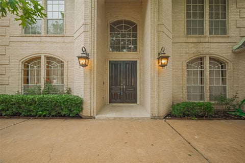 Homes For Rent - 1123 Horseshoe Drive<br/> Sugar Land, TX 77478