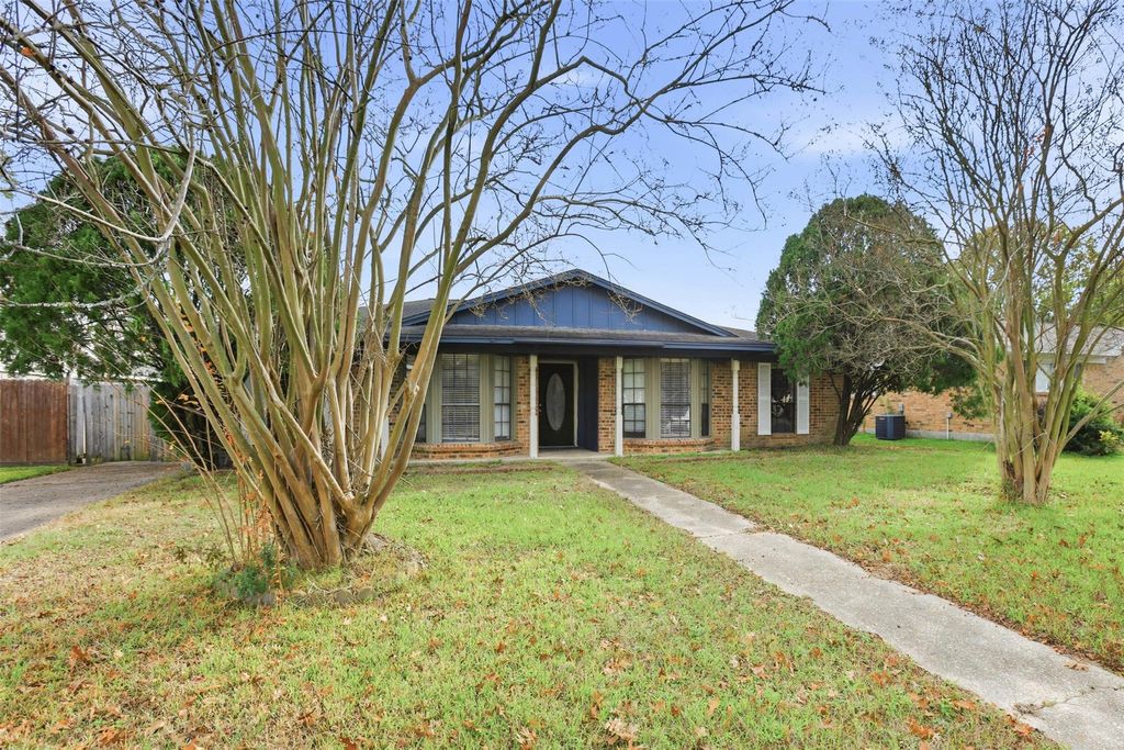 Photo of 3918 Wintergreen Drive, Humble, TX 77396 (MLS # 85649923)