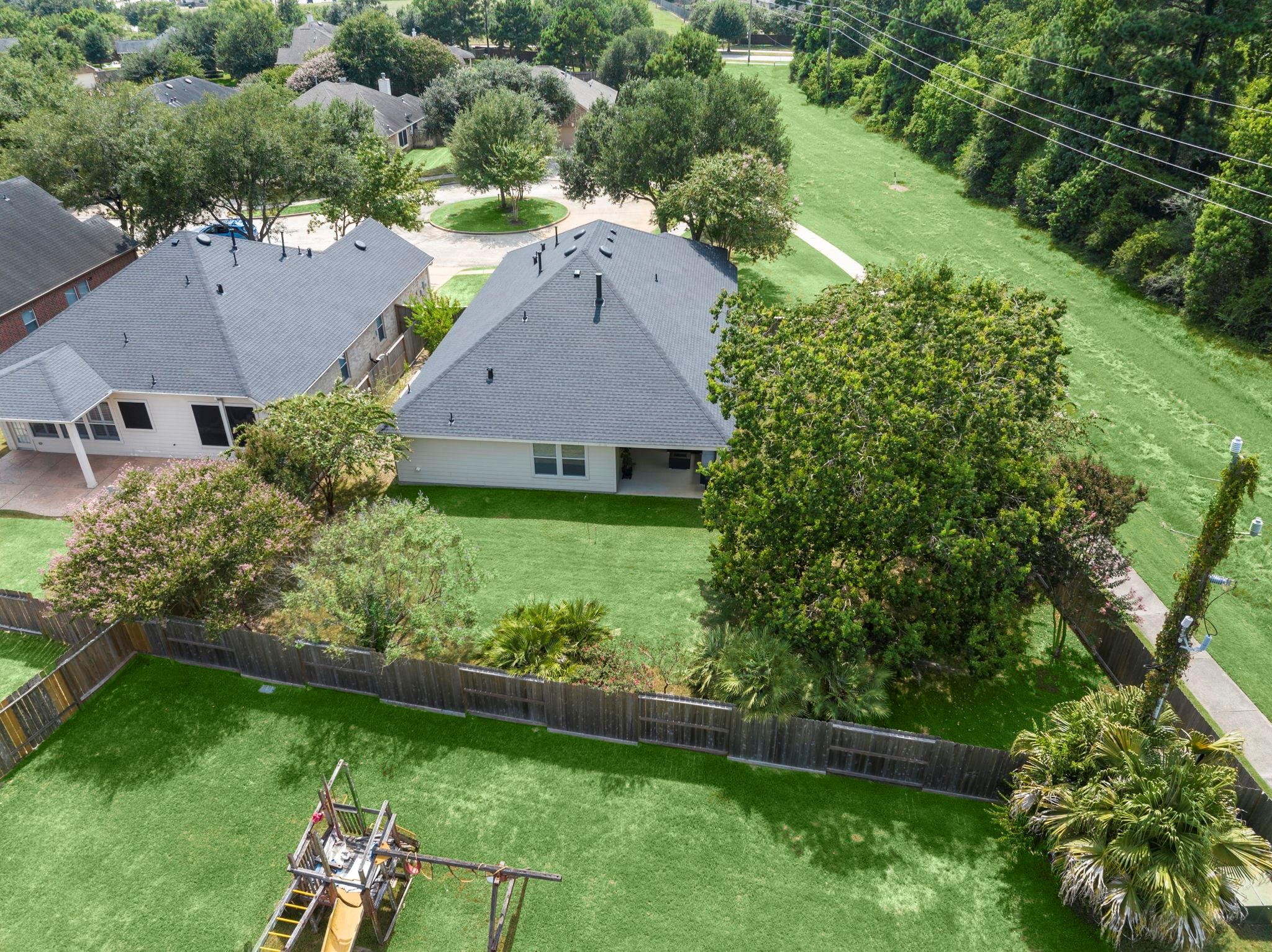 20018 Queens Oak Court