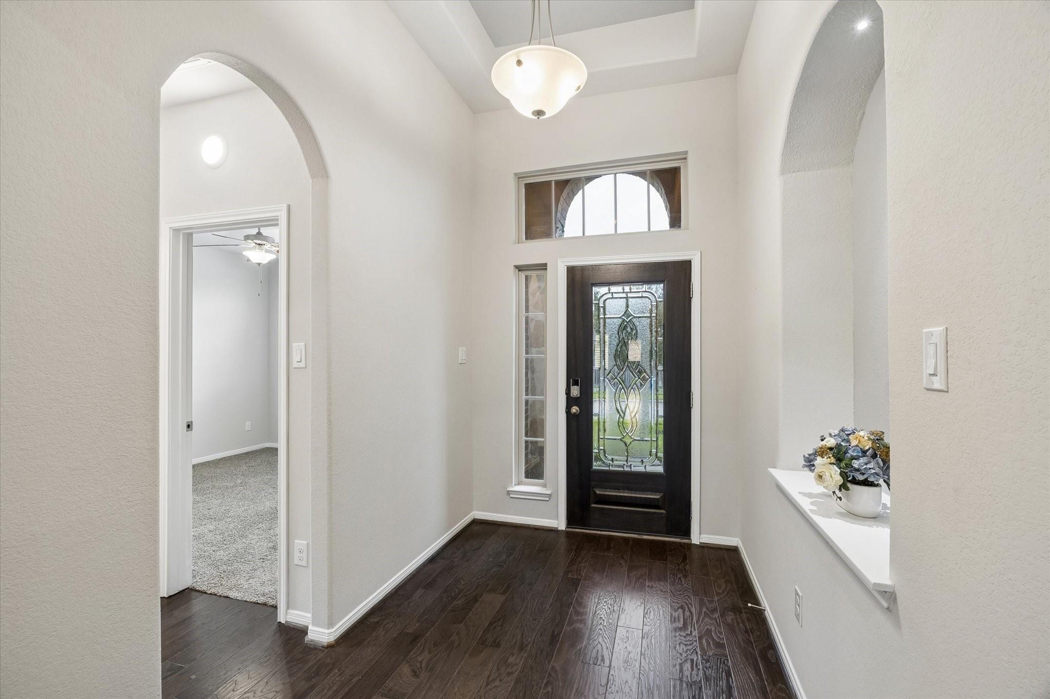 5027 Gold Lantana Trail