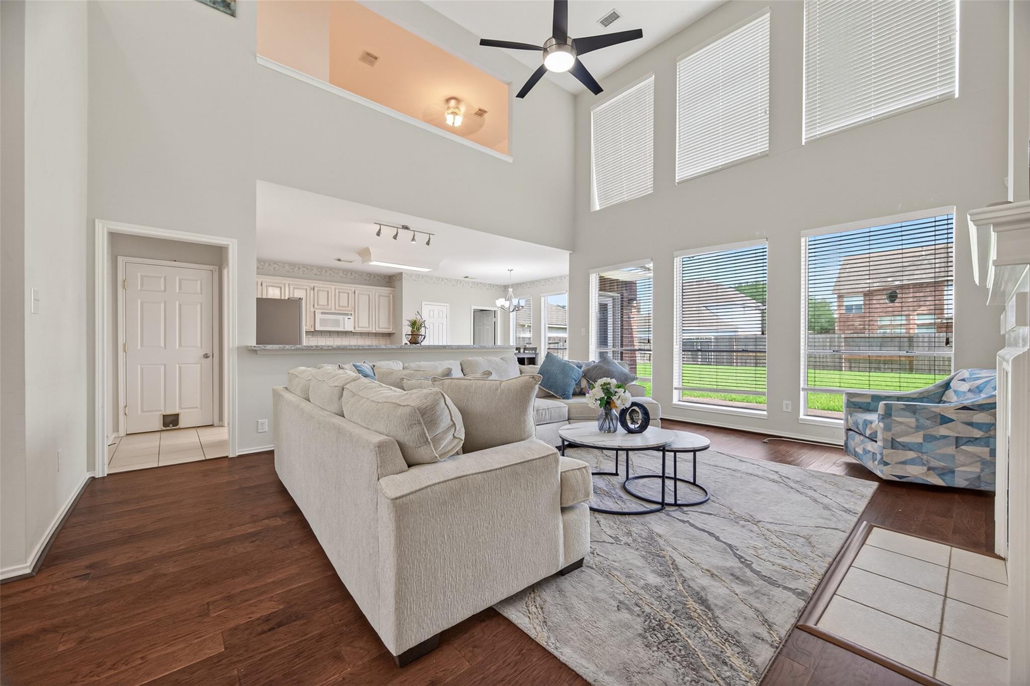 5911 Indian Hills Ln Lane