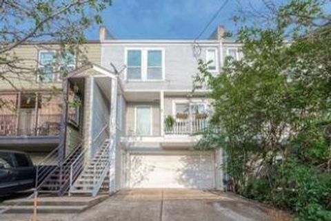 Photo of 2113 Stanford Street, Houston, TX 77006 (MLS # 26549161)