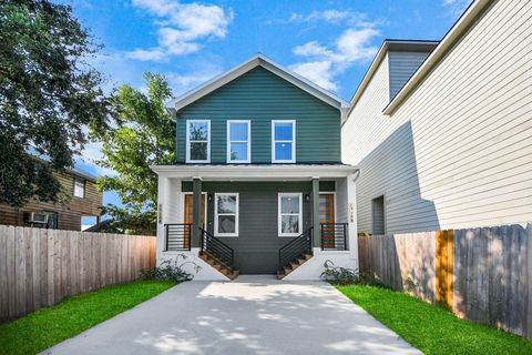 1510 E 31st Street Houston TX 77022