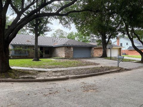 Photo of 9111 Woodhouse Drive, Spring, TX 77379 (MLS # 12637425)