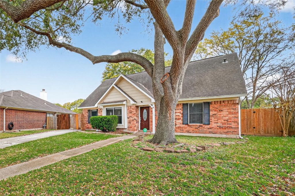 Photo of 519 Asheboro Drive, Katy, TX 77450 (MLS # 93026238)