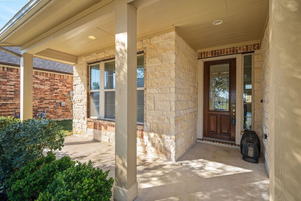 Photo of 1610 Golden Taylor Drive, Pearland, TX 77581 (MLS # 19997661)