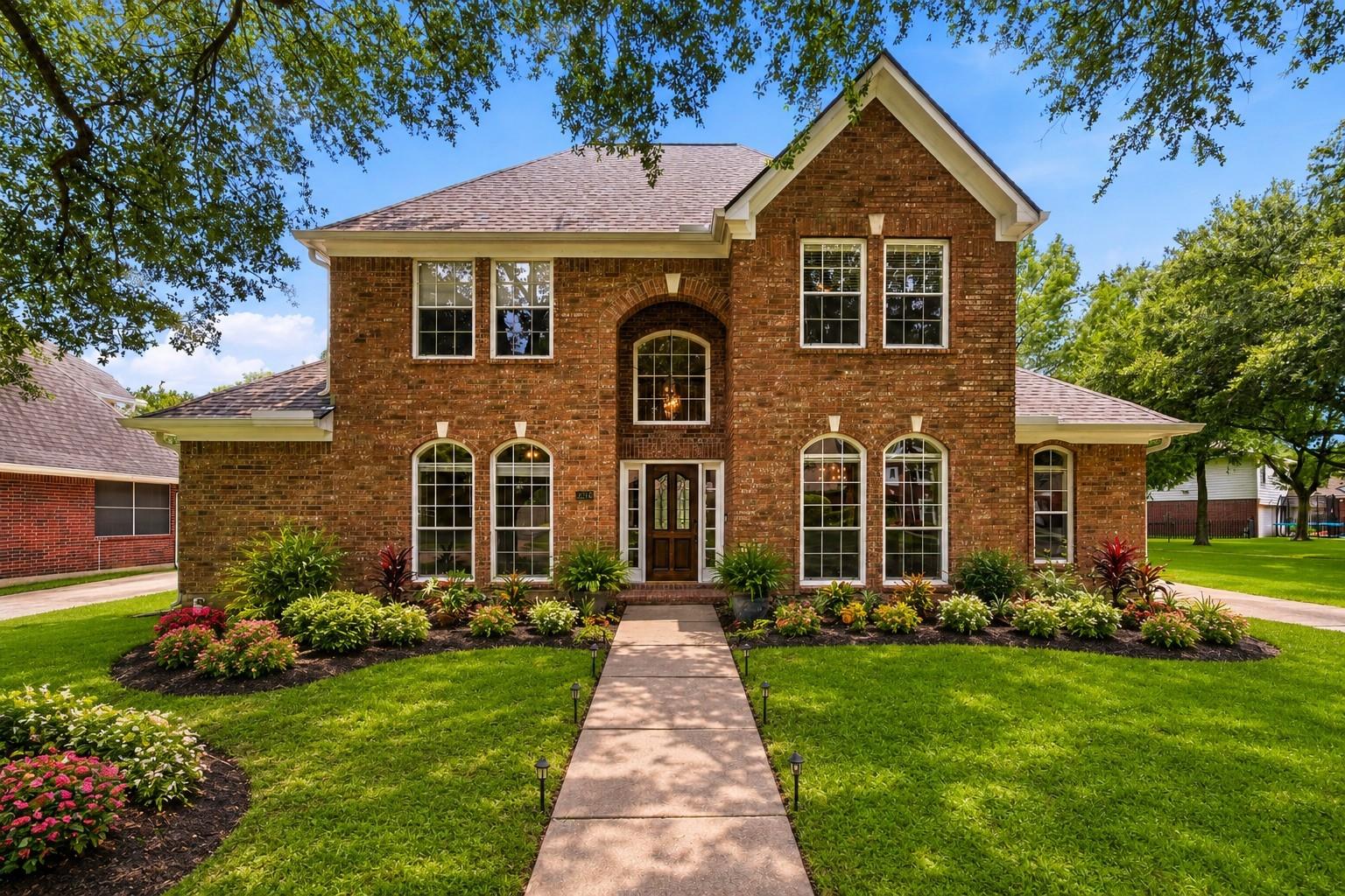 2216 Fairwater Park Drive