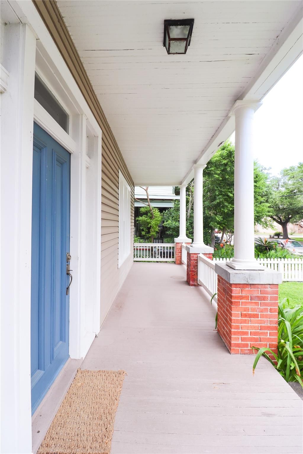 Photo of 3012 Avenue O 1/2 #down, Galveston, TX 77550 (MLS # 8247202)