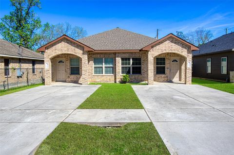 Photo of 9306 Bean Street Street #B, Houston, TX 77028 (MLS # 88613884)