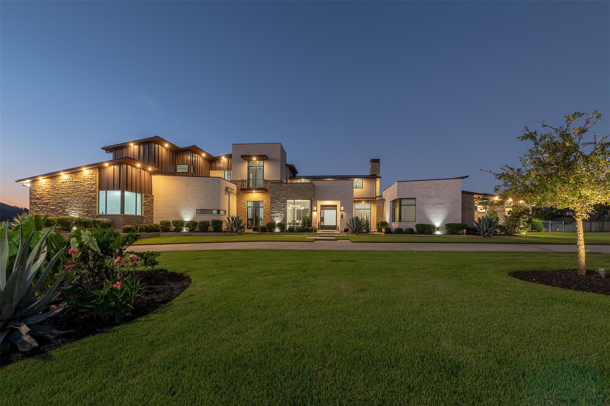 3320 Sycamore Trail