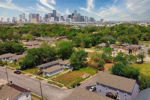 2604 Canfield Street Houston TX 77004