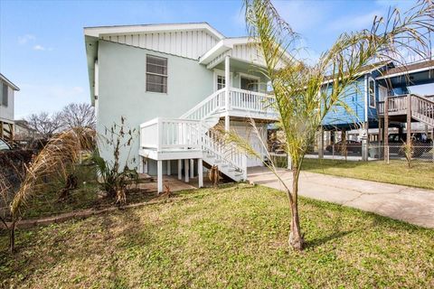 Photo of 2127 65th Street, Galveston, TX 77551 (MLS # 39868487)