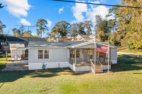 Photo of 16841 Glenheath, Montgomery, TX 77316 (MLS # 26098701)