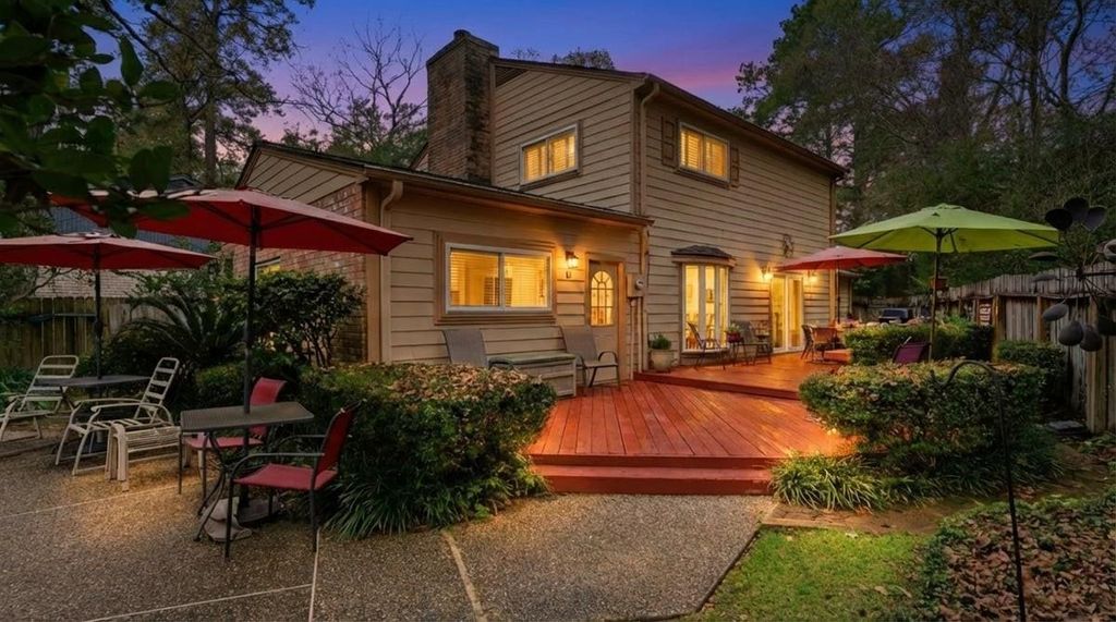 Photo of 18 Still Glen Court, Spring, TX 77381 (MLS # 54934471)