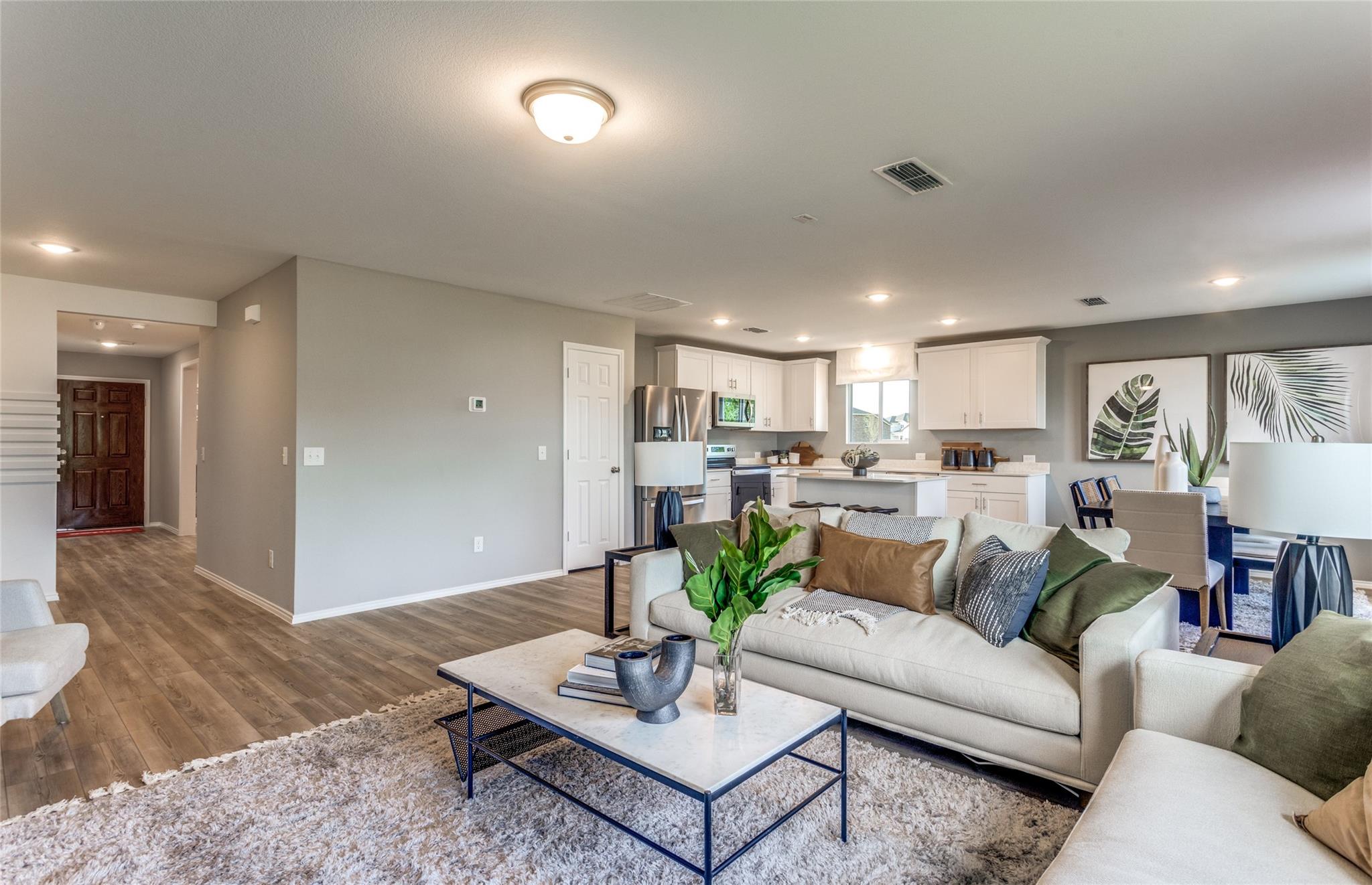 926 Silver Buckle Lane