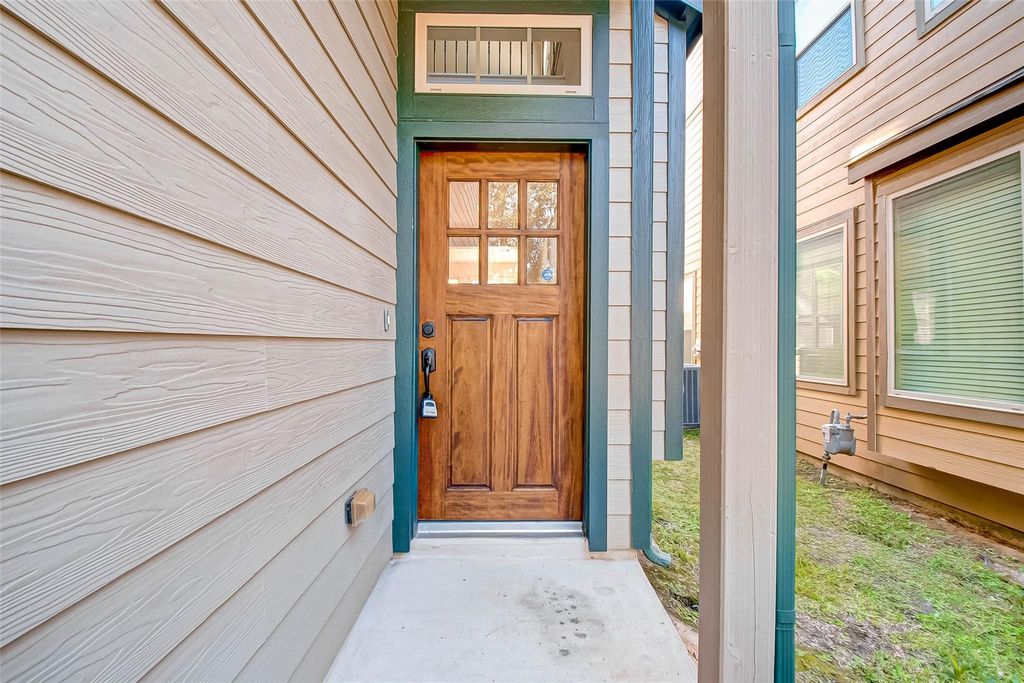 Photo of 20 Cheswood Manor Court, The Woodlands, TX 77382 (MLS # 14983102)