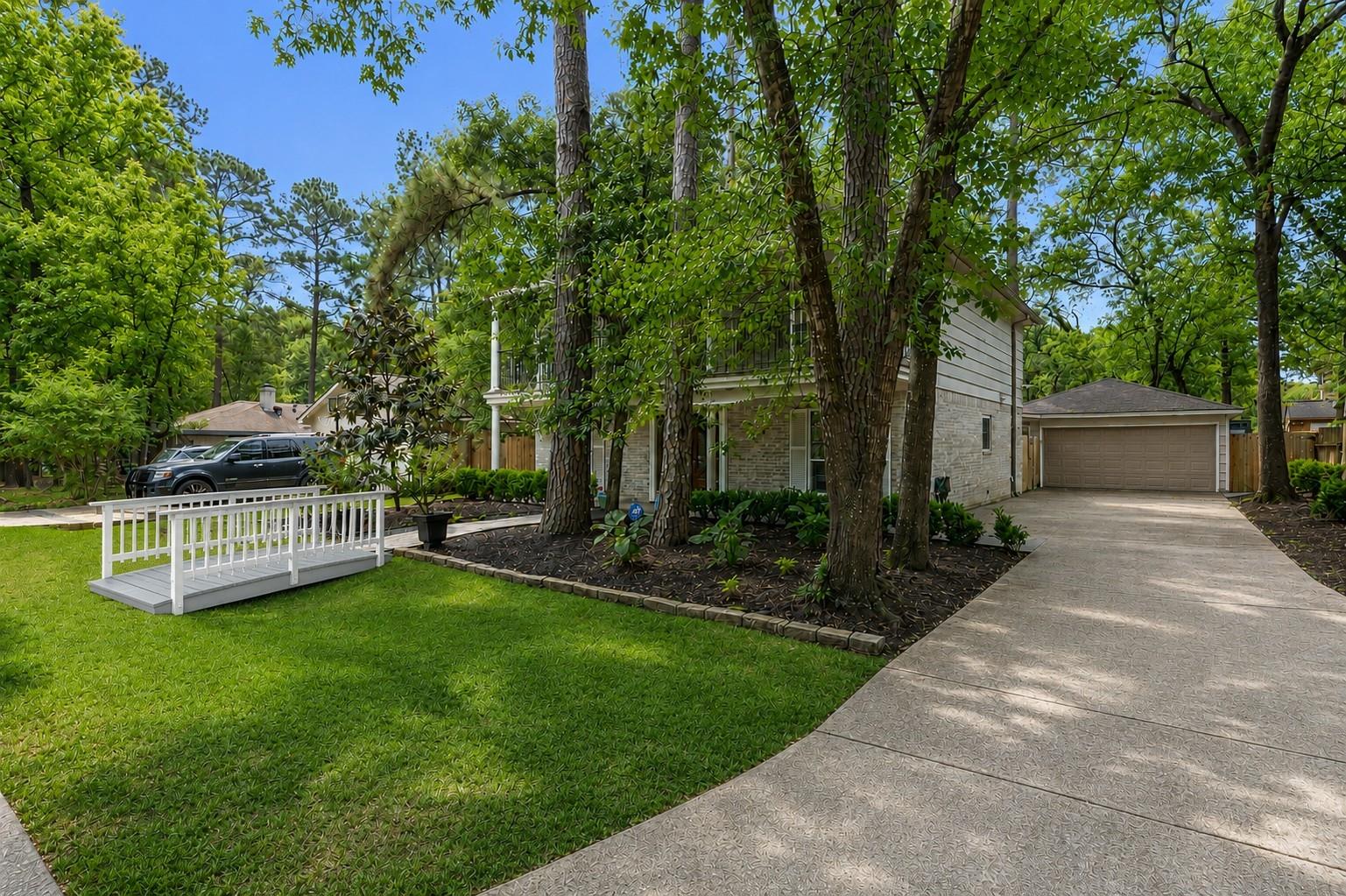 5 N Deerfoot Circle