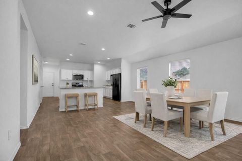 Tiny photo for 21430 Sacred Grove Street, New Caney, TX 77357 (MLS # 44318717)