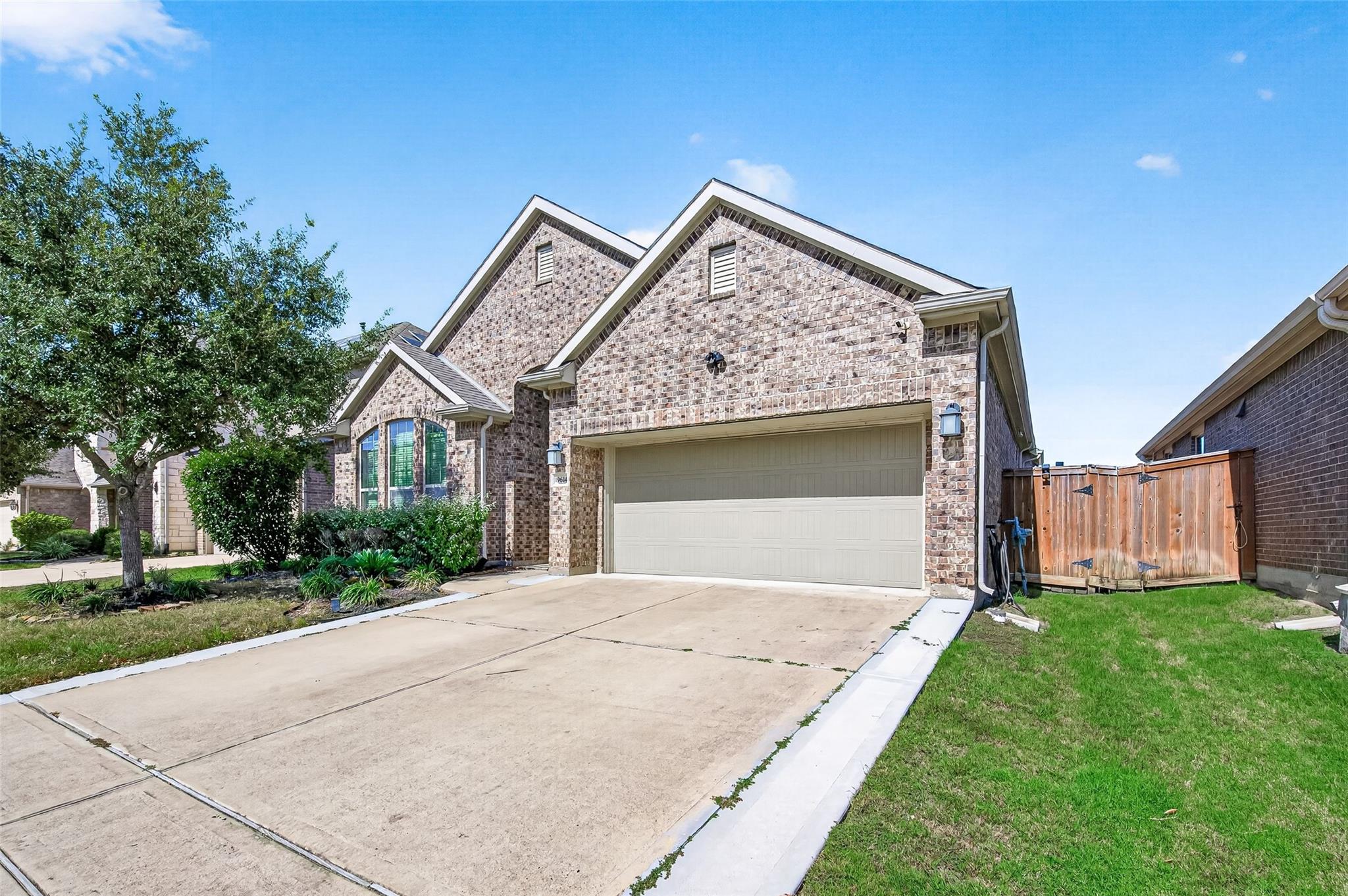 19614 Red Copper Lane
