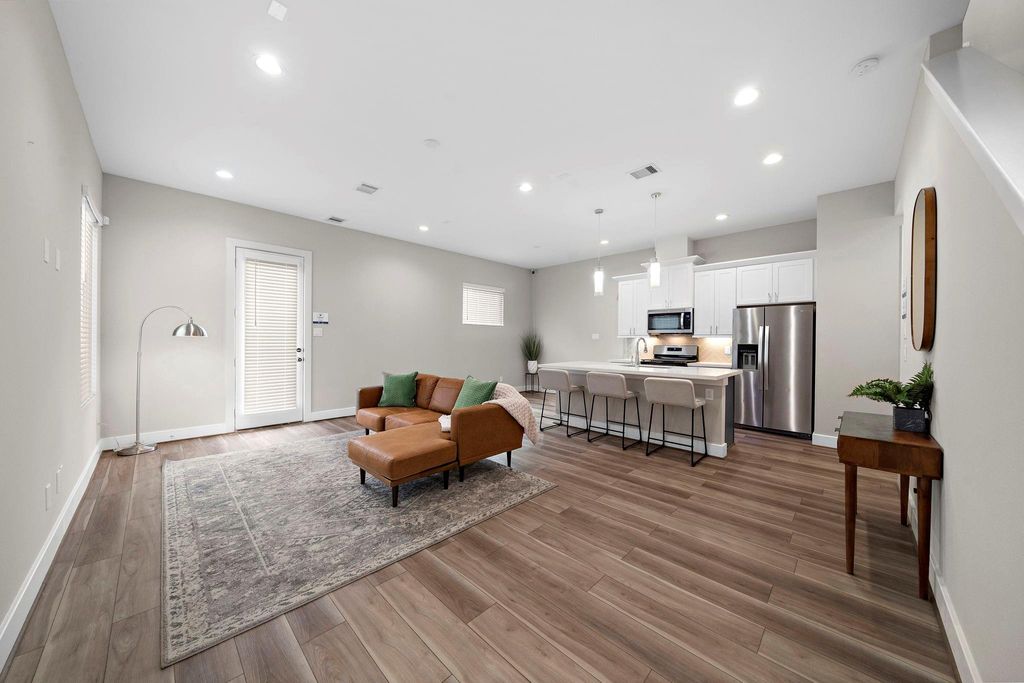 Photo of 3212 Bostic Street #B, Houston, TX 77093 (MLS # 39162998)