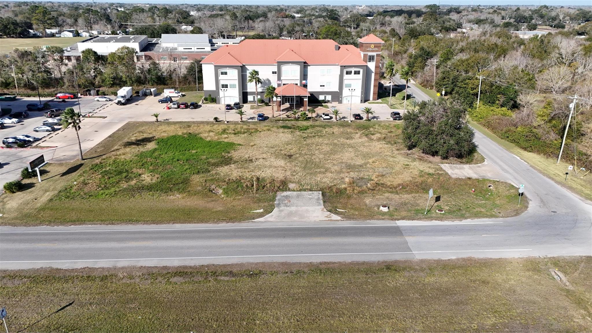 860 S Highway 35 ByPass