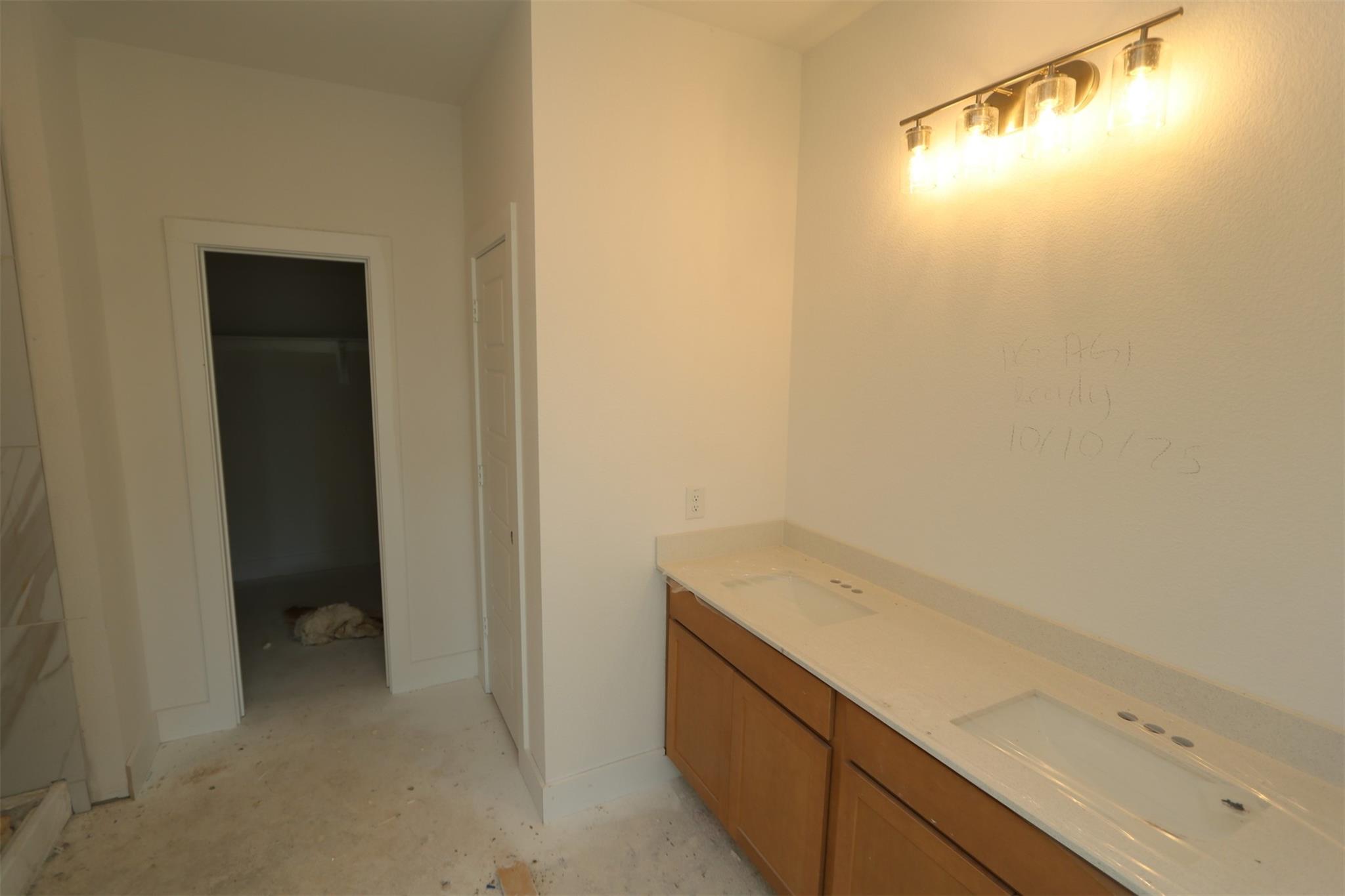14125 Baikal Manor Drive