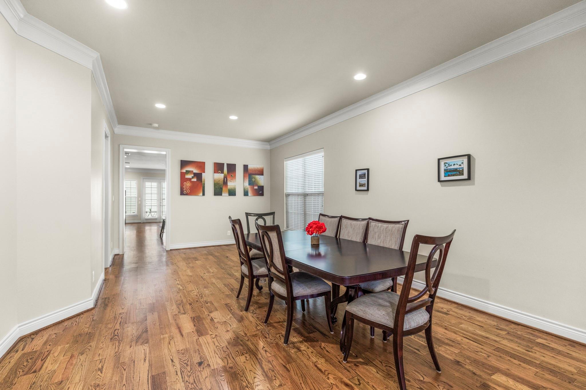 821 W 26th Street