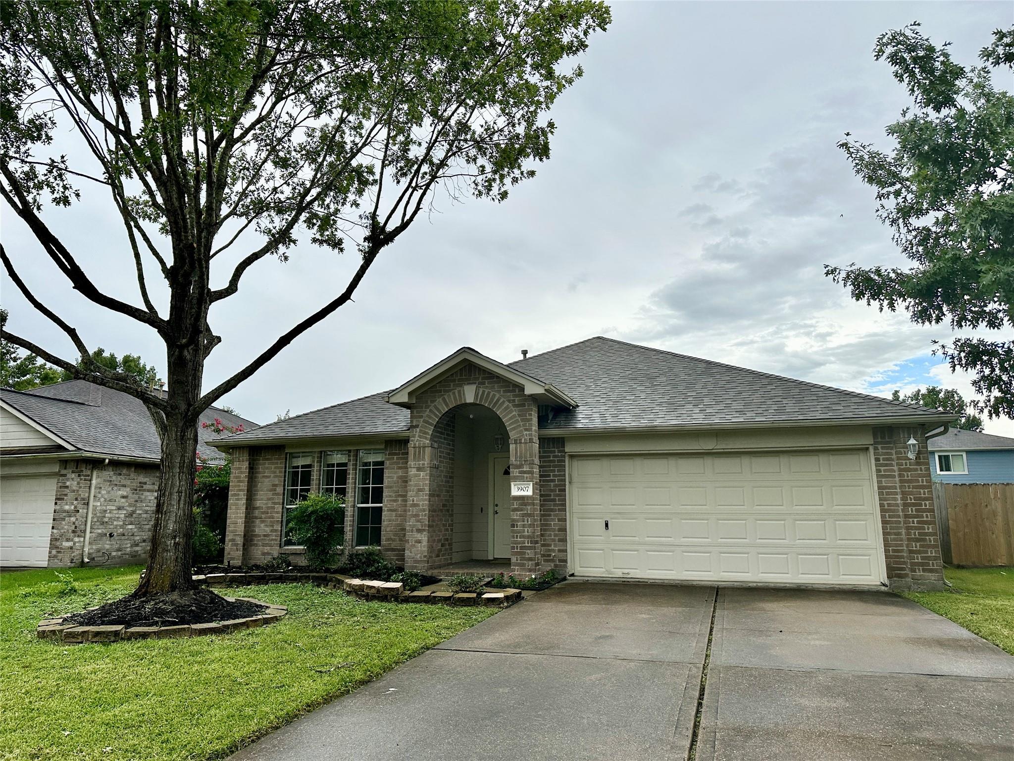 3907 Crystal Pass Court