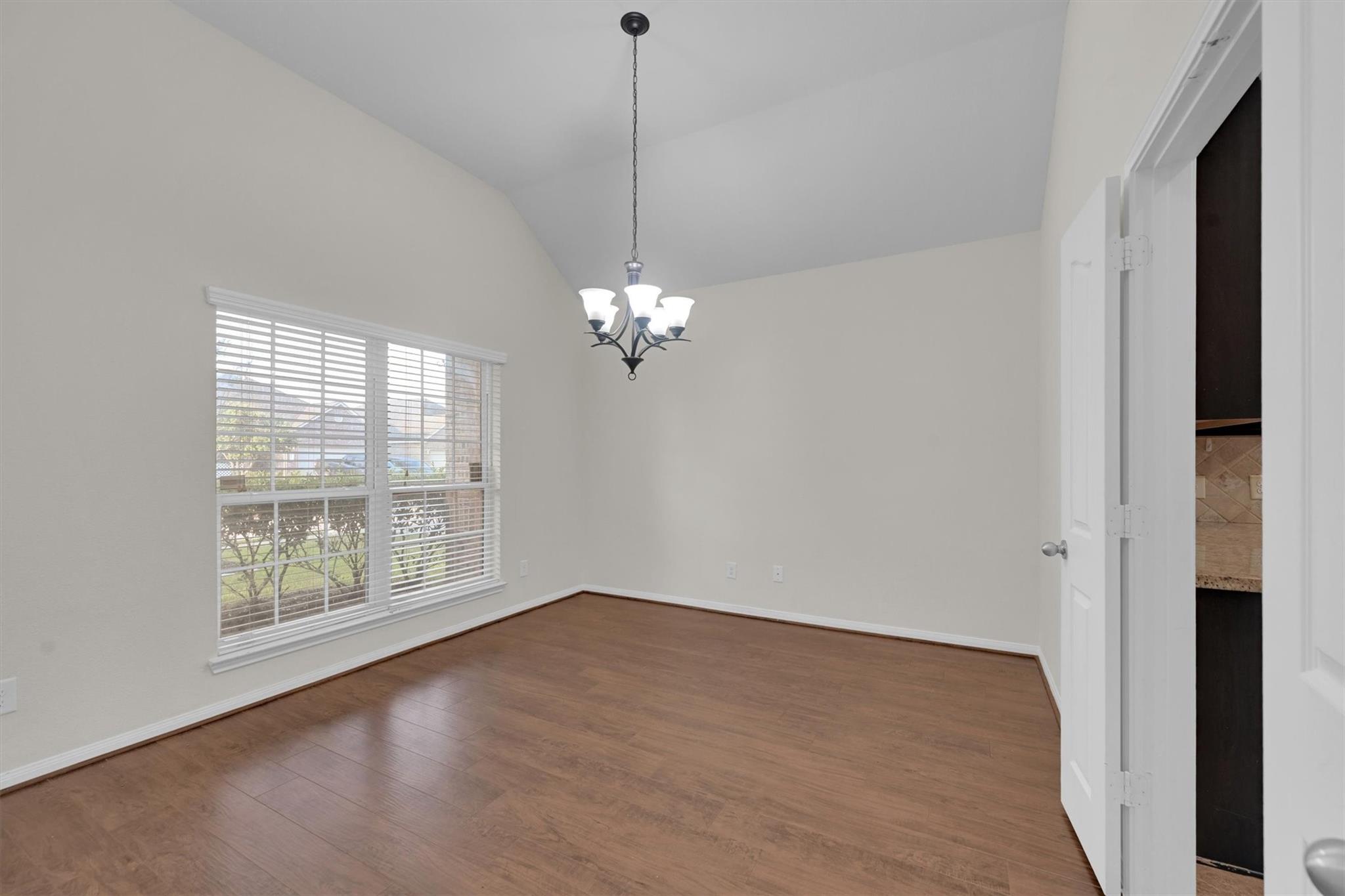10010 Taylor Springs Lane