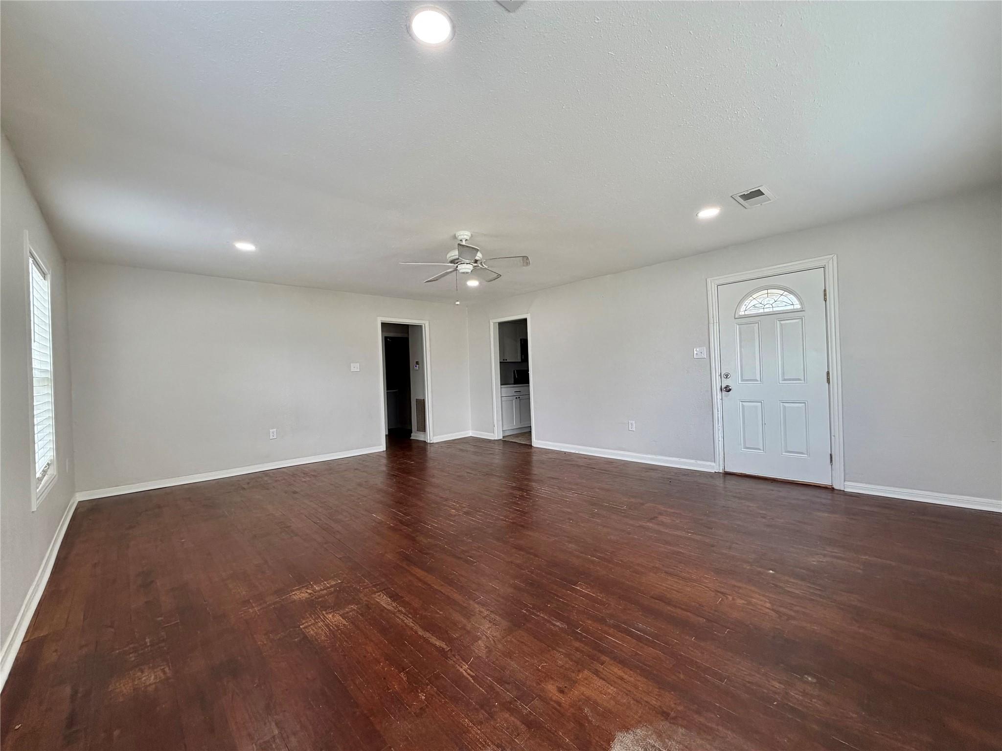 1427 W 7th Street
