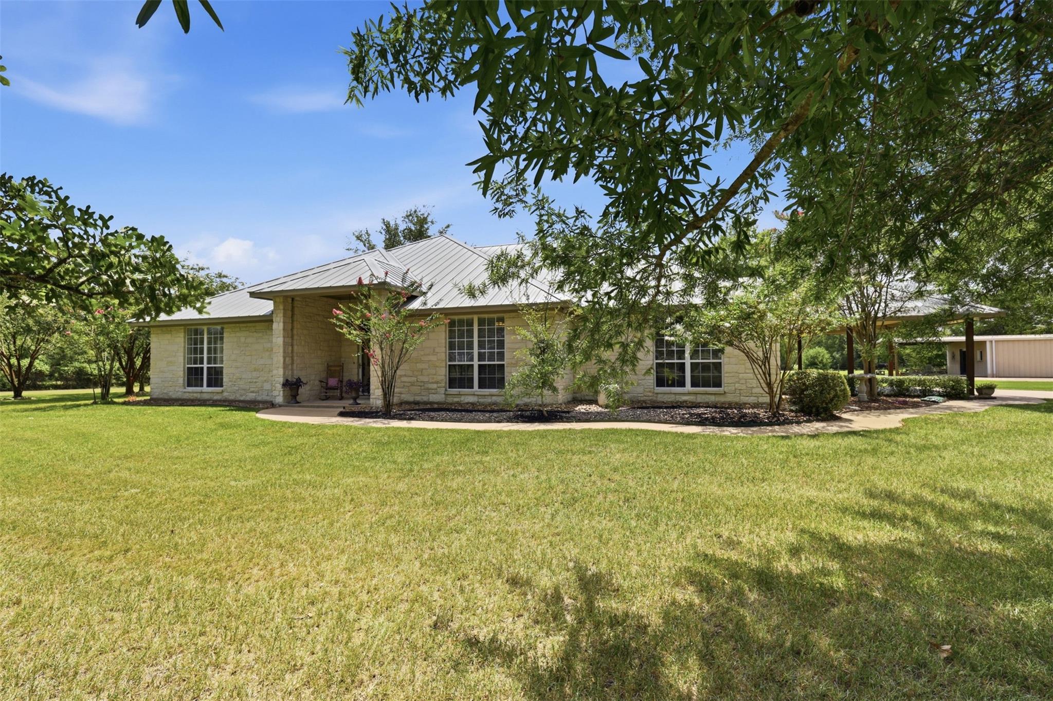 11430 Long Trussel Road