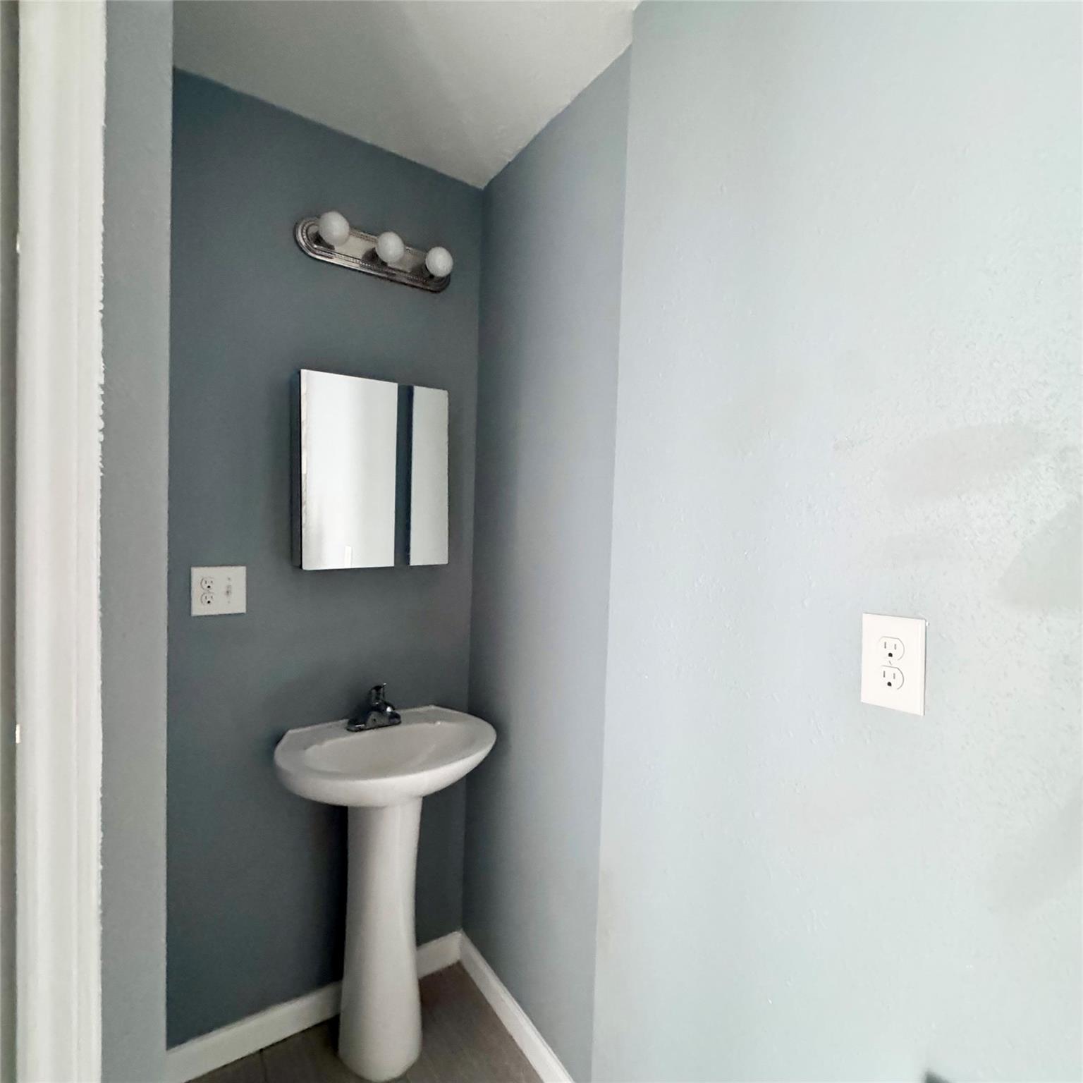 116 E Jack Street 1/2