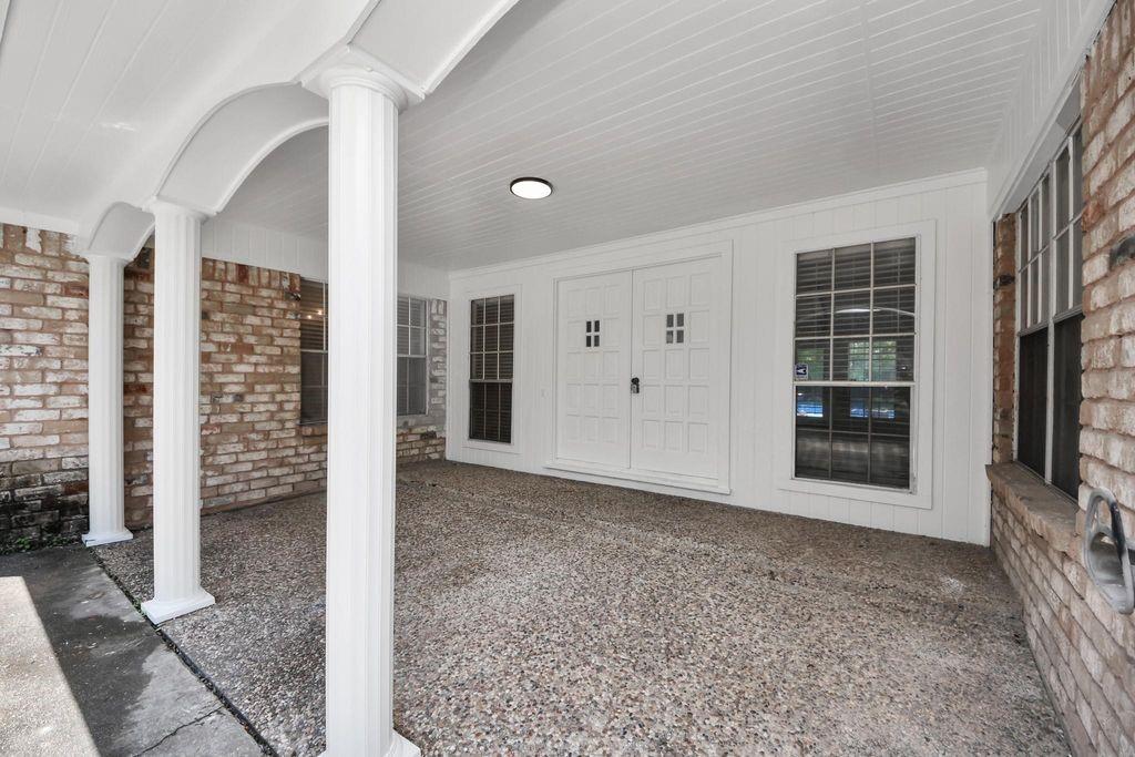 2814 Spyglass Lane