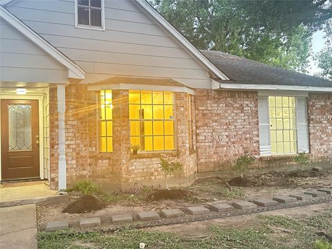 9631 Stockwell Houston TX 77083