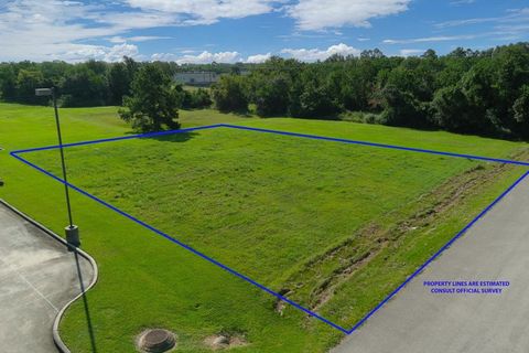 Photo of 1100 6th Street, La Porte, TX 77571 (MLS # 83159994)