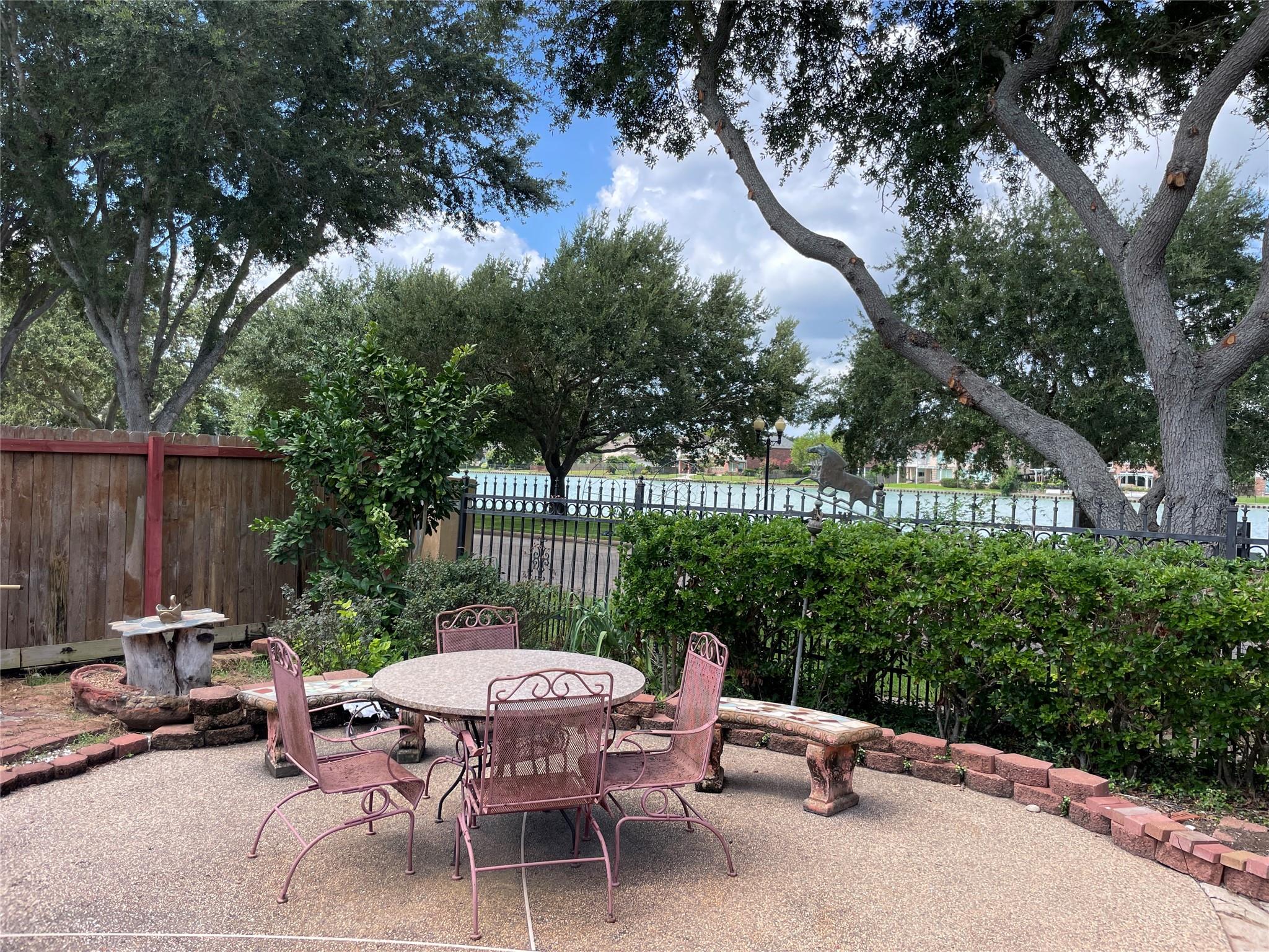 1951 Lake Winds Drive