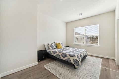 Tiny photo for 10614 Cascade Ledge Lane, Houston, TX 77025 (MLS # 43867350)