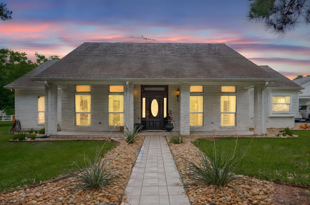 Photo of 22102 Timber Ridge Drive Dr, Magnolia, TX 77355 (MLS # 40553192)