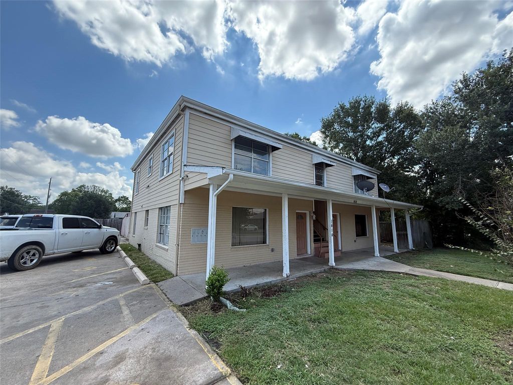 Photo of 1414 East Avenue #B, Katy, TX 77493 (MLS # 93965839)