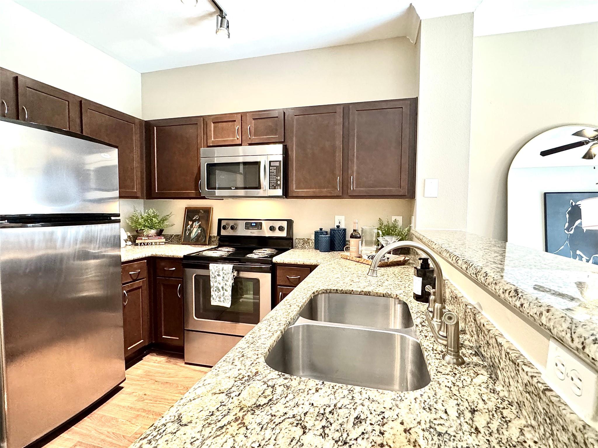 702 Hadley Street 8115