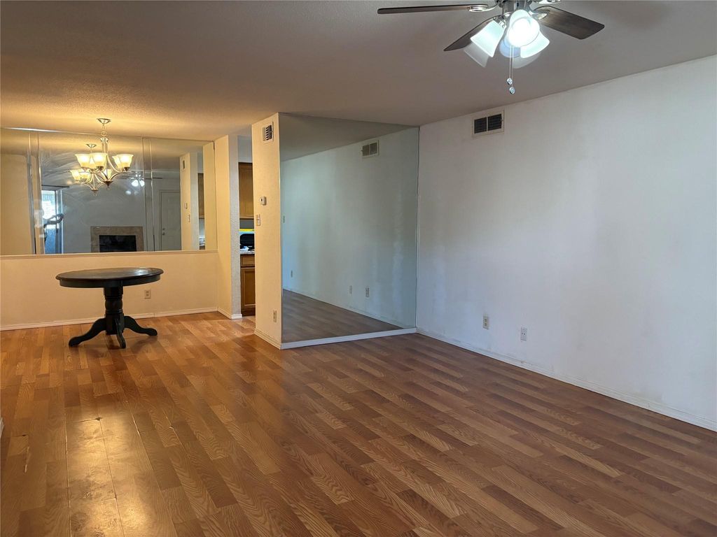 Photo of 9700 Leawood Boulevard #1908, Houston, TX 77099 (MLS # 94713600)