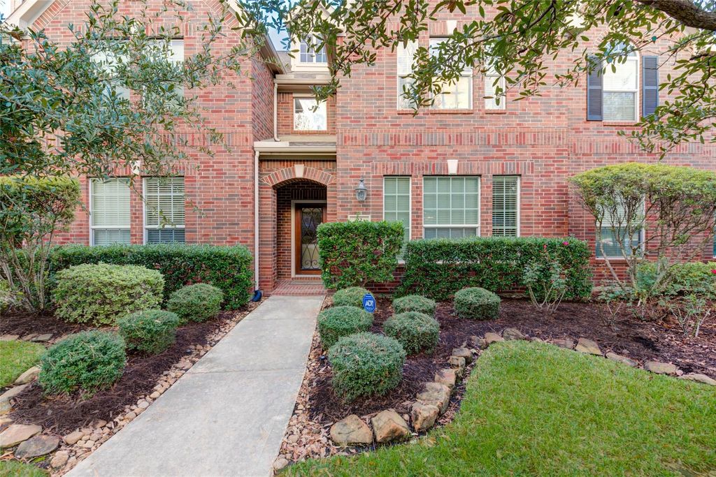 Photo of 22 Bettina Lane, The Woodlands, TX 77382 (MLS # 5869076)